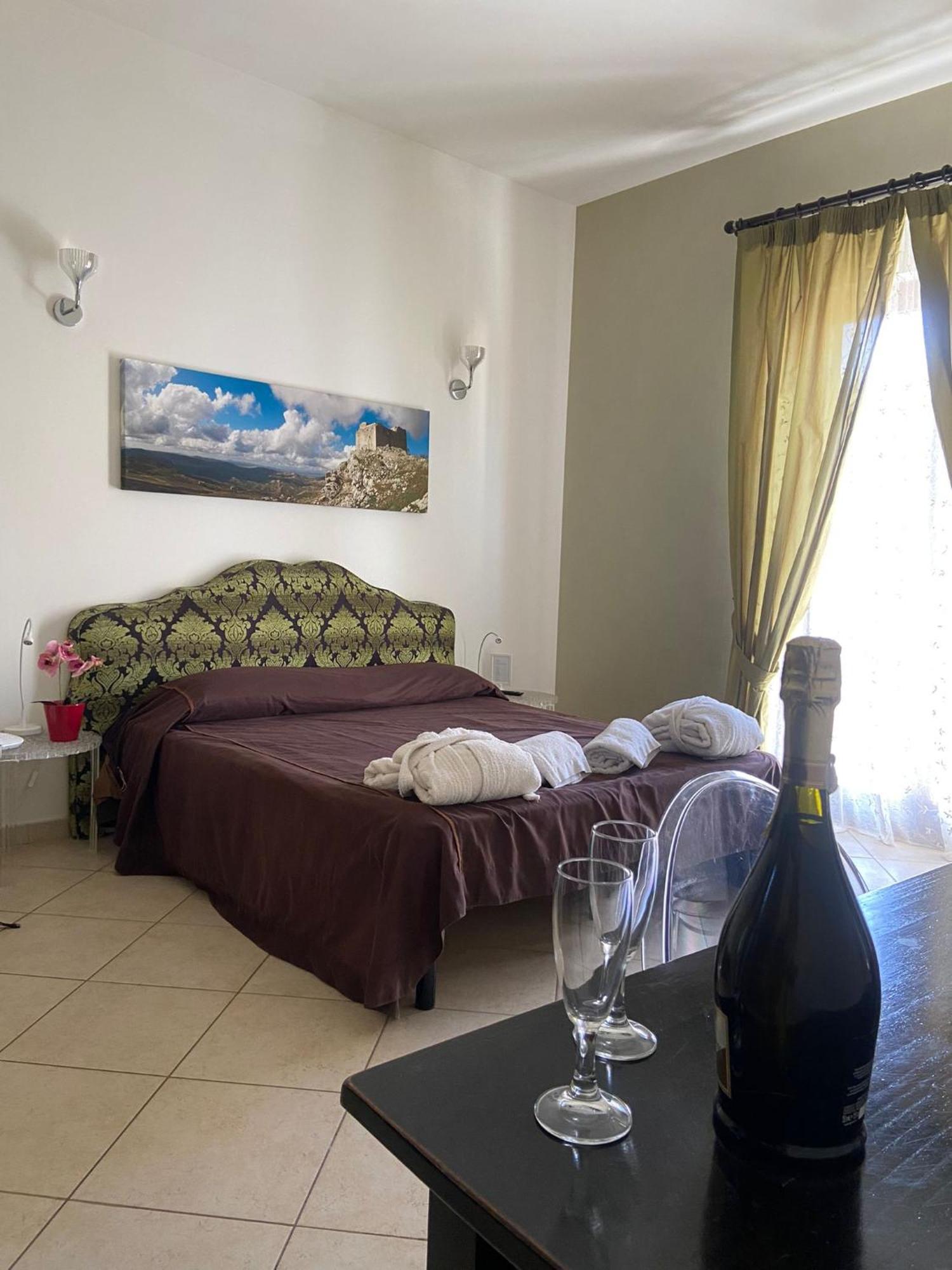 Regalpetra Hotel Racalmuto Eksteriør bilde
